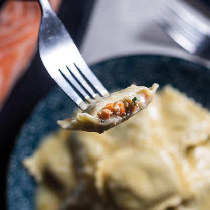 Raviolis saumon,sauce crème aneth citronnelle